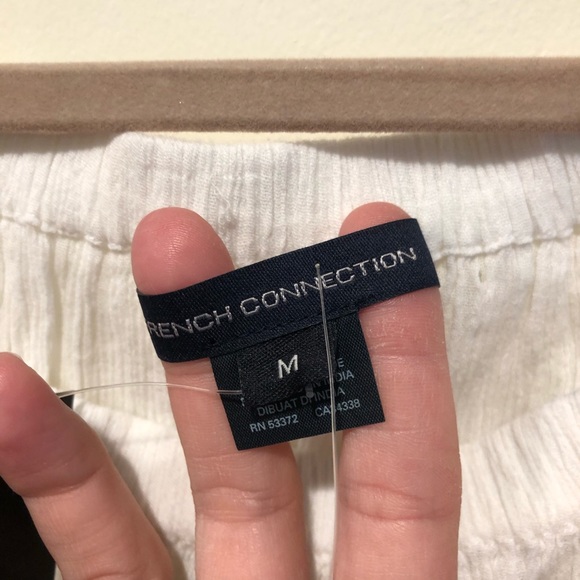 NEW French Connection off-shoulder Floral Top - Picture 3 of 8